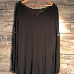 Guess black tunic, Great look! Look the sleeve there are beautiful!